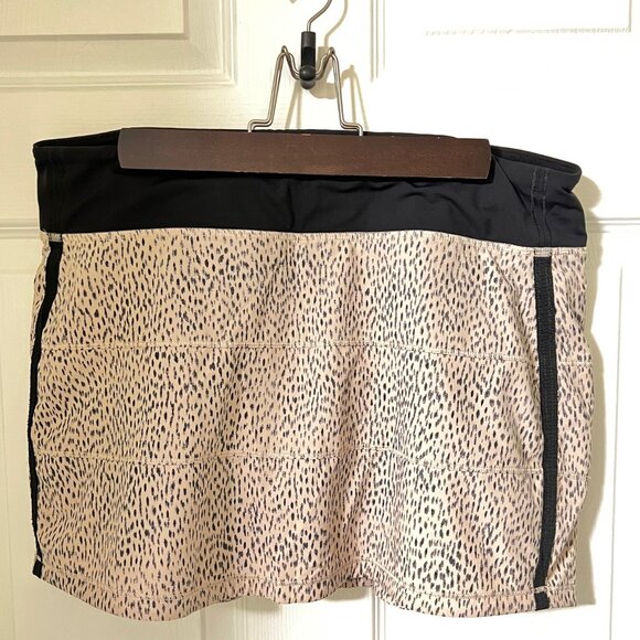 Lululemon Pace Rival Skirt Dottie Dash White Black Size 10 - Picture 1 of 3